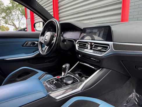Used 2022 BMW M3 Competition w/ M Carbon Exterior Package RWD image 29