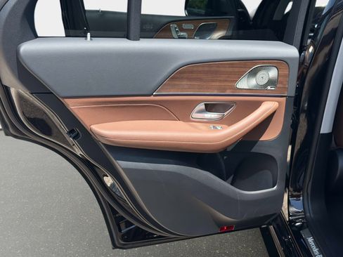 New 2026 Mercedes-Benz GLE 350 4MATIC image 13