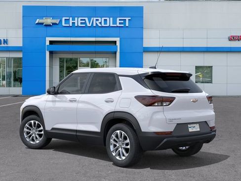 New 2026 Chevrolet TrailBlazer LS w/ LS Convenience Package AWD/4WD image 3
