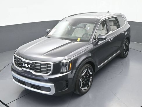 Used 2025 Kia Telluride S FWD image 48
