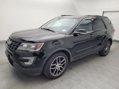 Used 2017 Ford Explorer Sport AWD/4WD image 2