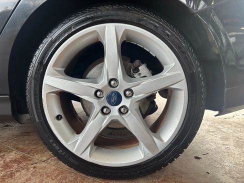 Used 2012 Ford Focus Titanium w/ Titanium Handling Pkg image 24