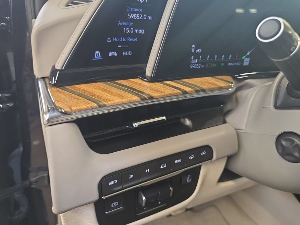 Used 2023 Cadillac Escalade Sport Platinum AWD/4WD image 32