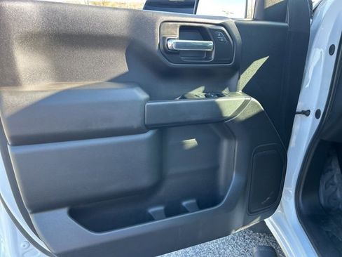 Certified 2024 Chevrolet Silverado 1500 W/T image 11