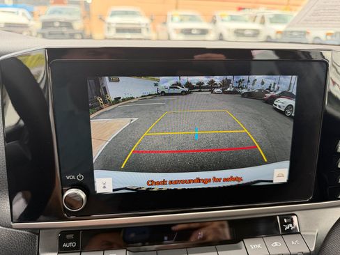 Used 2025 Toyota Camry LE FWD image 23