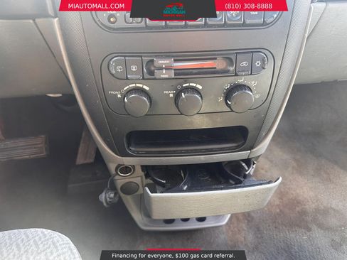 Used 2004 Dodge Grand Caravan SE w/ Popular Equipment Group FWD image 15