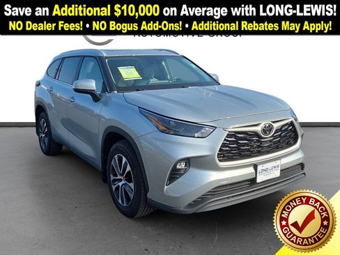 Used 2023 Toyota Highlander XLE image 11