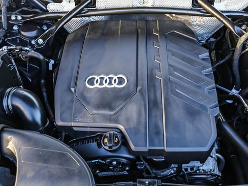 Certified 2023 Audi Q5 2.0T Premium w/ Convenience Package image 27