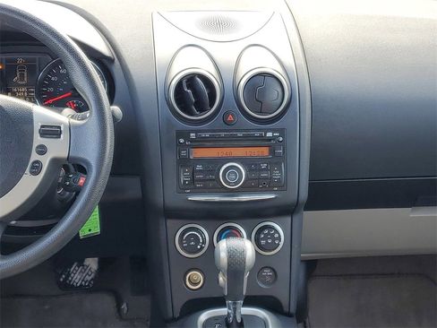 Used 2013 Nissan Rogue S image 24