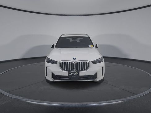 Used 2025 BMW X5 xDrive50e AWD/4WD image 5