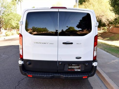 Used 2017 Ford Transit 350 XLT image 6