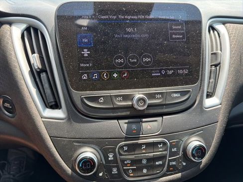 Used 2024 Chevrolet Malibu LT FWD image 15