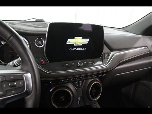 Certified 2024 Chevrolet Blazer Premier w/ Driver Confidence II Package AWD/4WD image 9