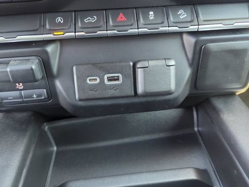 Certified 2022 Chevrolet Silverado 1500 RST AWD/4WD image 28