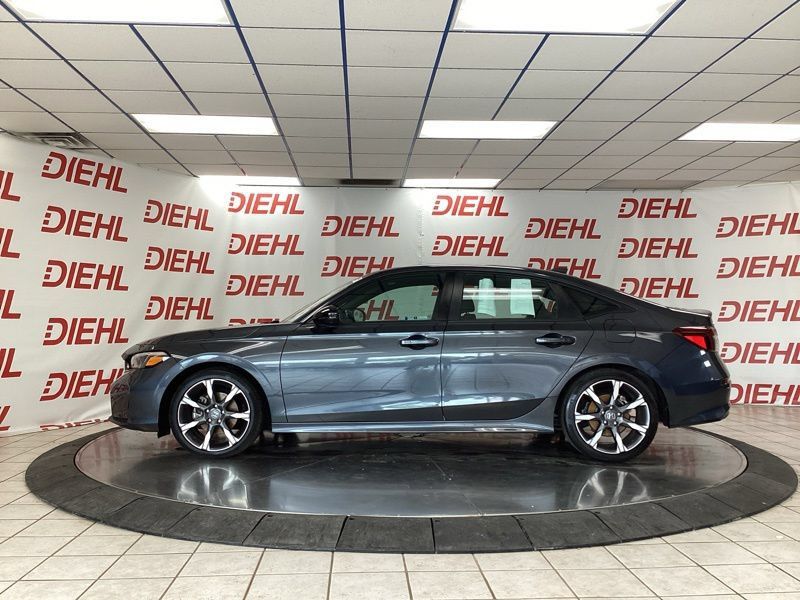 Used 2025 Honda Civic Sport image 4