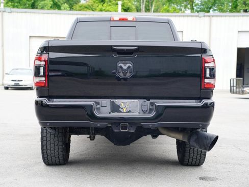 Used 2022 RAM 3500 Laramie AWD/4WD image 9