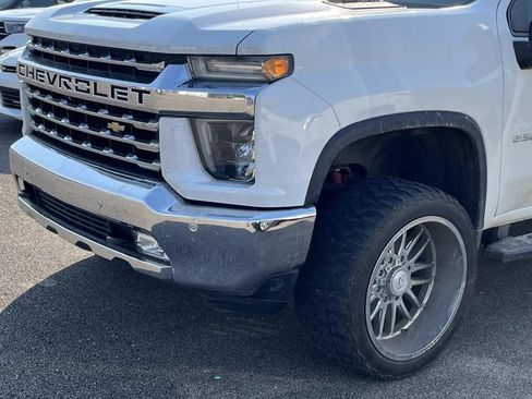 Used 2021 Chevrolet Silverado 2500 LTZ w/ LTZ Premium Package AWD/4WD image 7