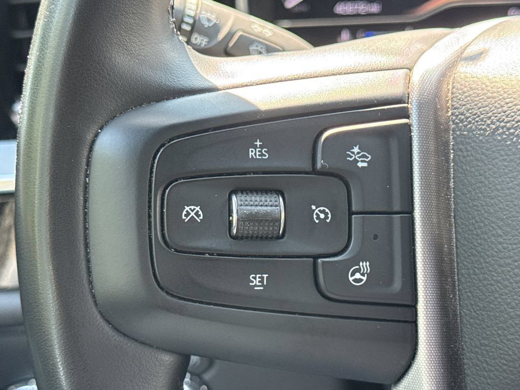 Used 2025 GMC Sierra 1500 SLT RWD image 30