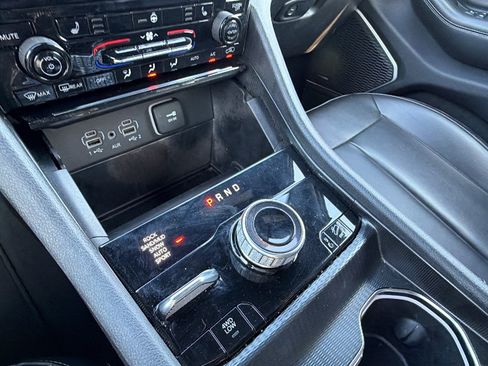 Used 2024 Jeep Grand Cherokee Limited 4xe AWD/4WD image 30