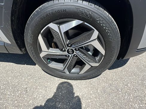 Used 2022 Hyundai Tucson Limited AWD/4WD image 9