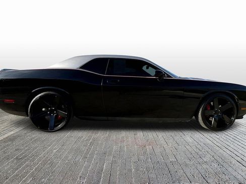 Used 2010 Dodge Challenger SRT8 w/ SRT Option Group II image 8