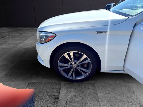 Used 2017 Mercedes-Benz C 300 4MATIC Sedan image 23
