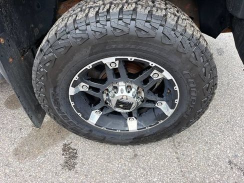 Used 2014 GMC Sierra 2500 SLE AWD/4WD image 26