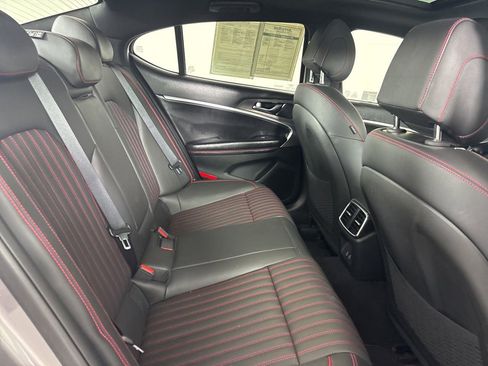 Used 2025 Genesis G70 3.3T Advanced image 28