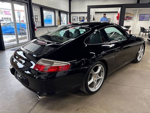 Used 2004 Porsche 911 Carrera image 12