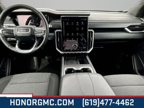 Used 2025 GMC Acadia Elevation image 7