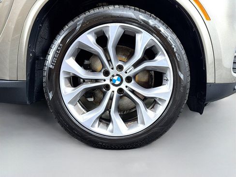 Used 2017 BMW X5 xDrive40e AWD/4WD image 49