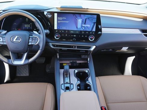 Certified 2025 Lexus RX 350 Premium w/ Accessory Package (Z1) image 28