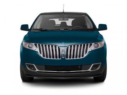 Used 2013 Lincoln MKX FWD image 4