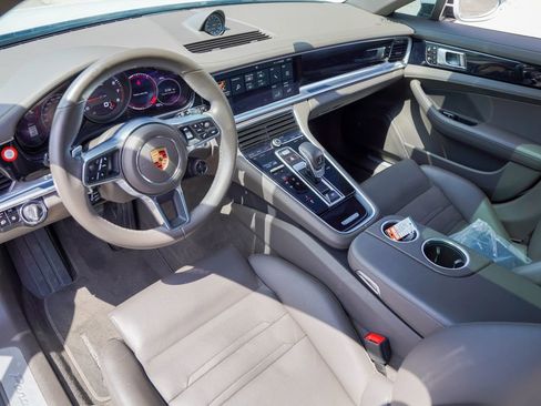 Used 2019 Porsche Panamera 4 AWD/4WD image 18
