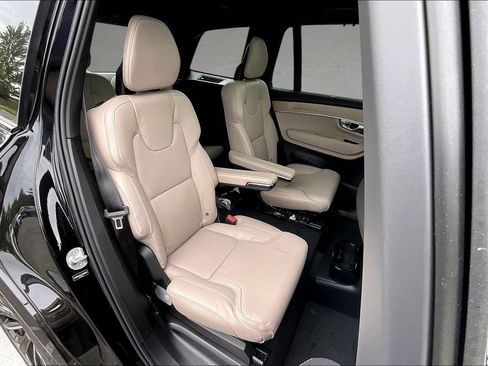 New 2026 Volvo XC90 T8 Ultra w/ Protection Package Premier AWD/4WD image 10