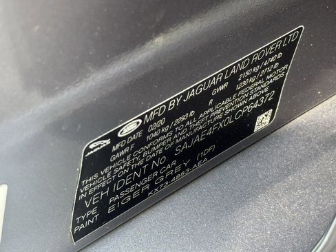 Used 2020 Jaguar XE S image 38