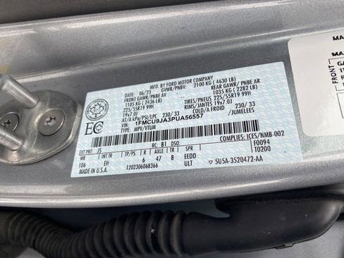 Used 2023 Ford Escape Platinum image 25