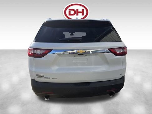 Used 2018 Chevrolet Traverse LT w/ LPO, Floor Liner Package AWD/4WD image 9