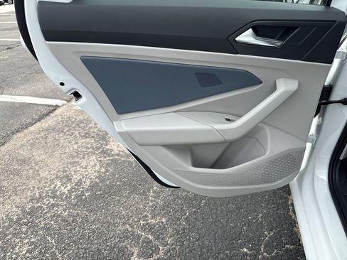 New 2026 Volkswagen Jetta SE image 23