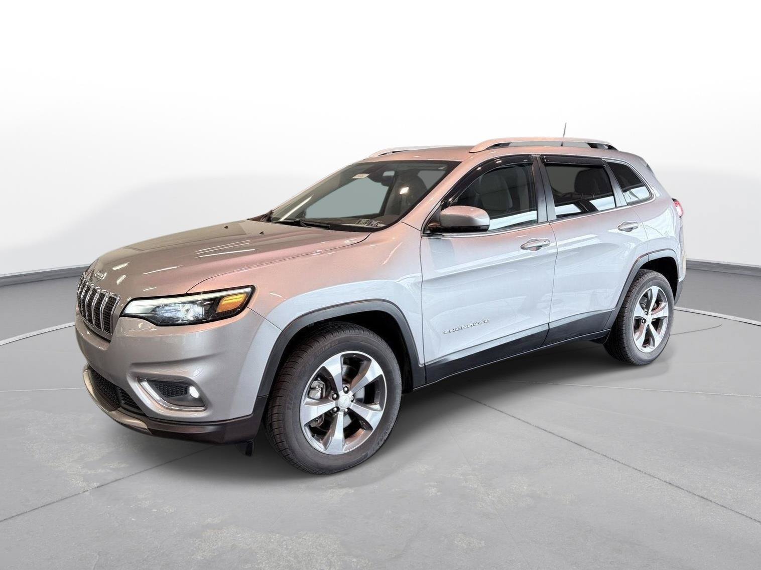 Used 2019 Jeep Cherokee Limited AWD/4WD image 8