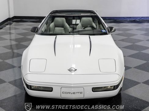 Used 1994 Chevrolet Corvette Coupe image 32