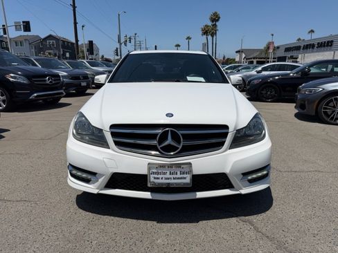 Used 2014 Mercedes-Benz C 250 Sedan image 2
