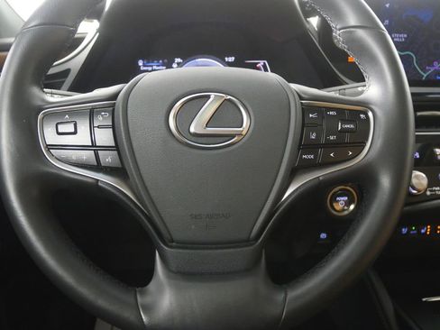 Used 2024 Lexus ES 300h F Sport image 22