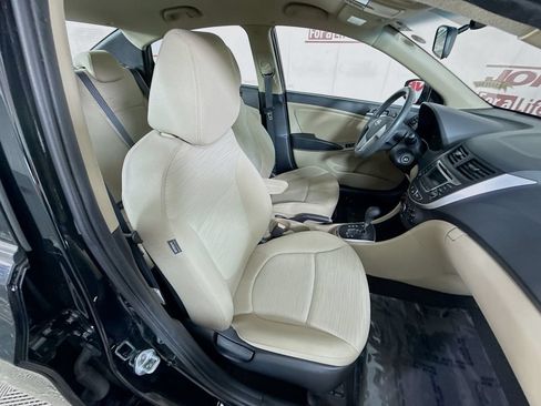 Used 2016 Hyundai Accent SE FWD image 26