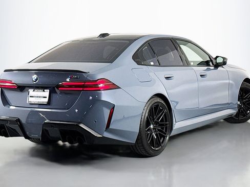 Used 2025 BMW M5 w/ Carbon Package image 11