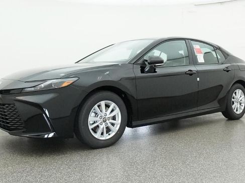 New 2026 Toyota Camry LE FWD image 17