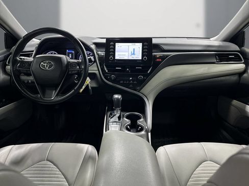 Used 2023 Toyota Camry SE FWD image 18