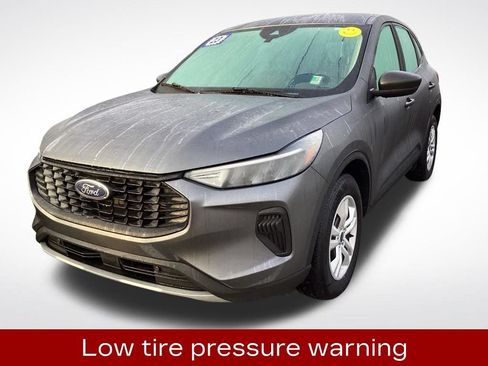 Used 2023 Ford Escape AWD image 5