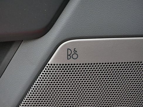 Used 2021 Ford F150 XLT w/ Equipment Group 302A High image 10