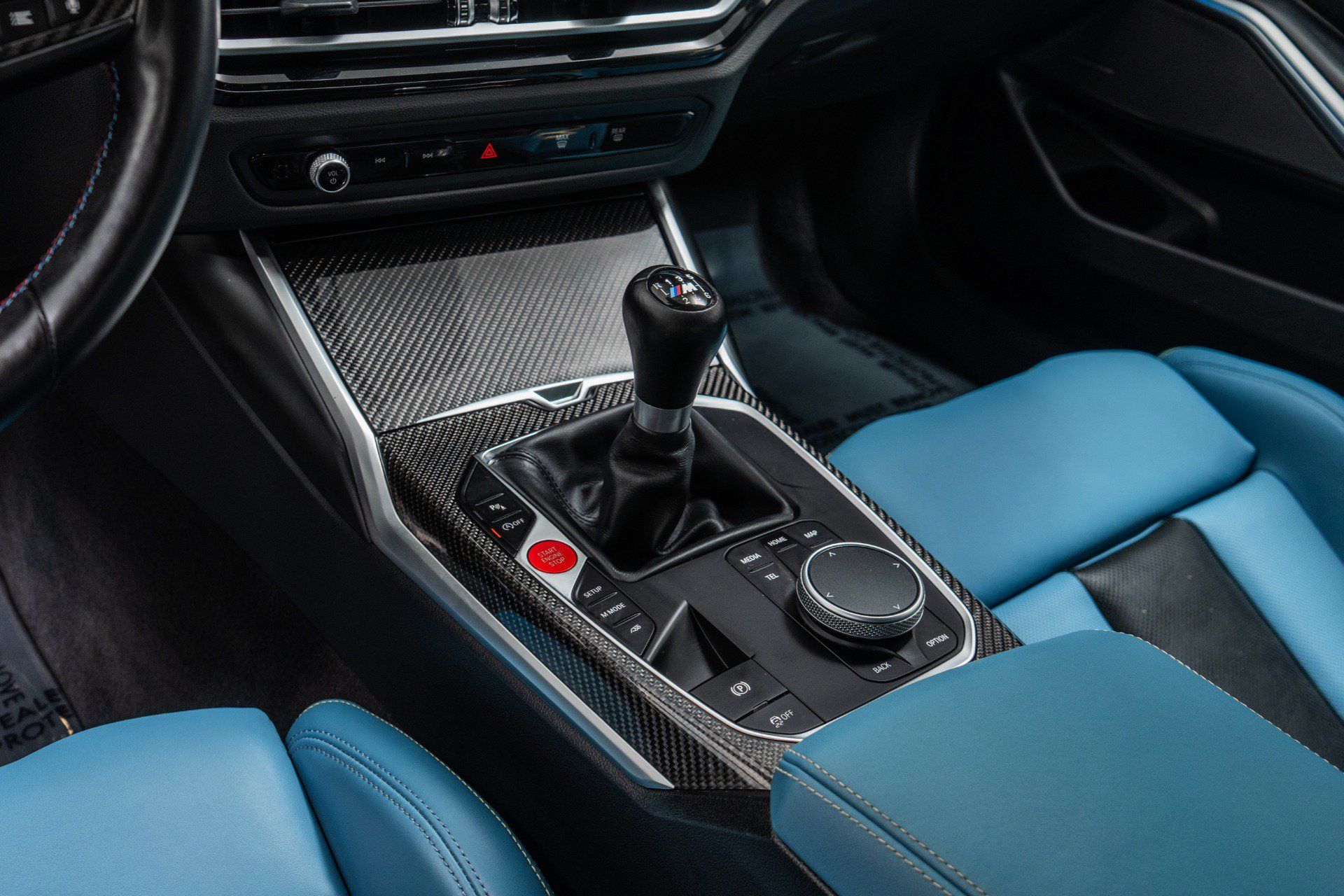 Used 2023 BMW M3 w/ M Carbon Exterior Package RWD image 31
